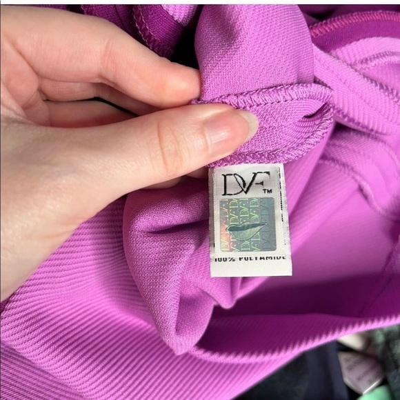 Diane Von Furstenberg CARMELLE KNIT SUITING Purple SHIFT DRESS sz 12. - Picture 9 of 9